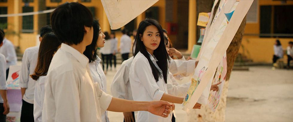 Review phim Tháng 5 Để Dành cả bầu trời kỉ niệm tuổi học trò ùa về