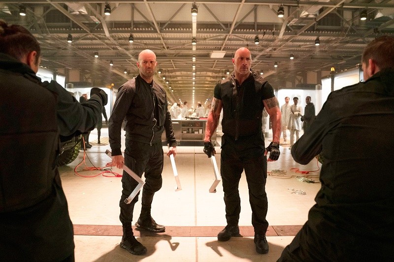 Review phim Hobbs and Shaw - Phần ngoại truyện "bá đạo"