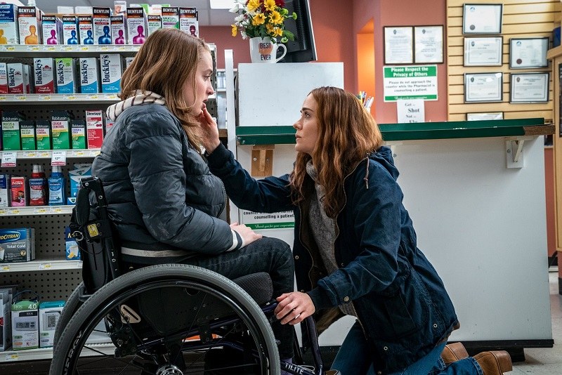 Review phim Run (2020) Trốn chạy đầy kịch tính