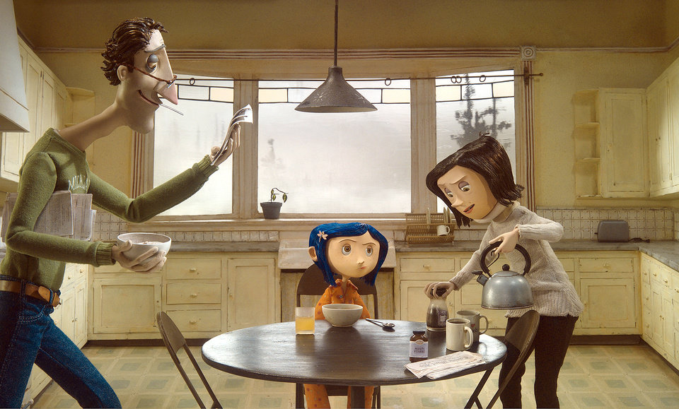 Review hoạt hình Coraline (2009) - Hành trình của lòng can đảm